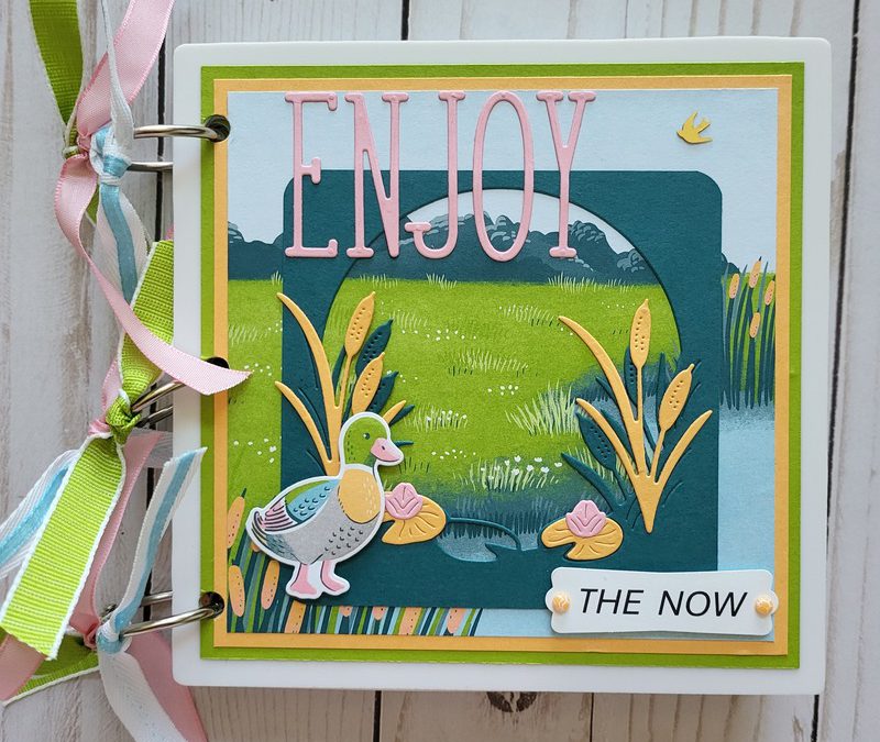 Charming Duck Pond White Acrylic Memory Album